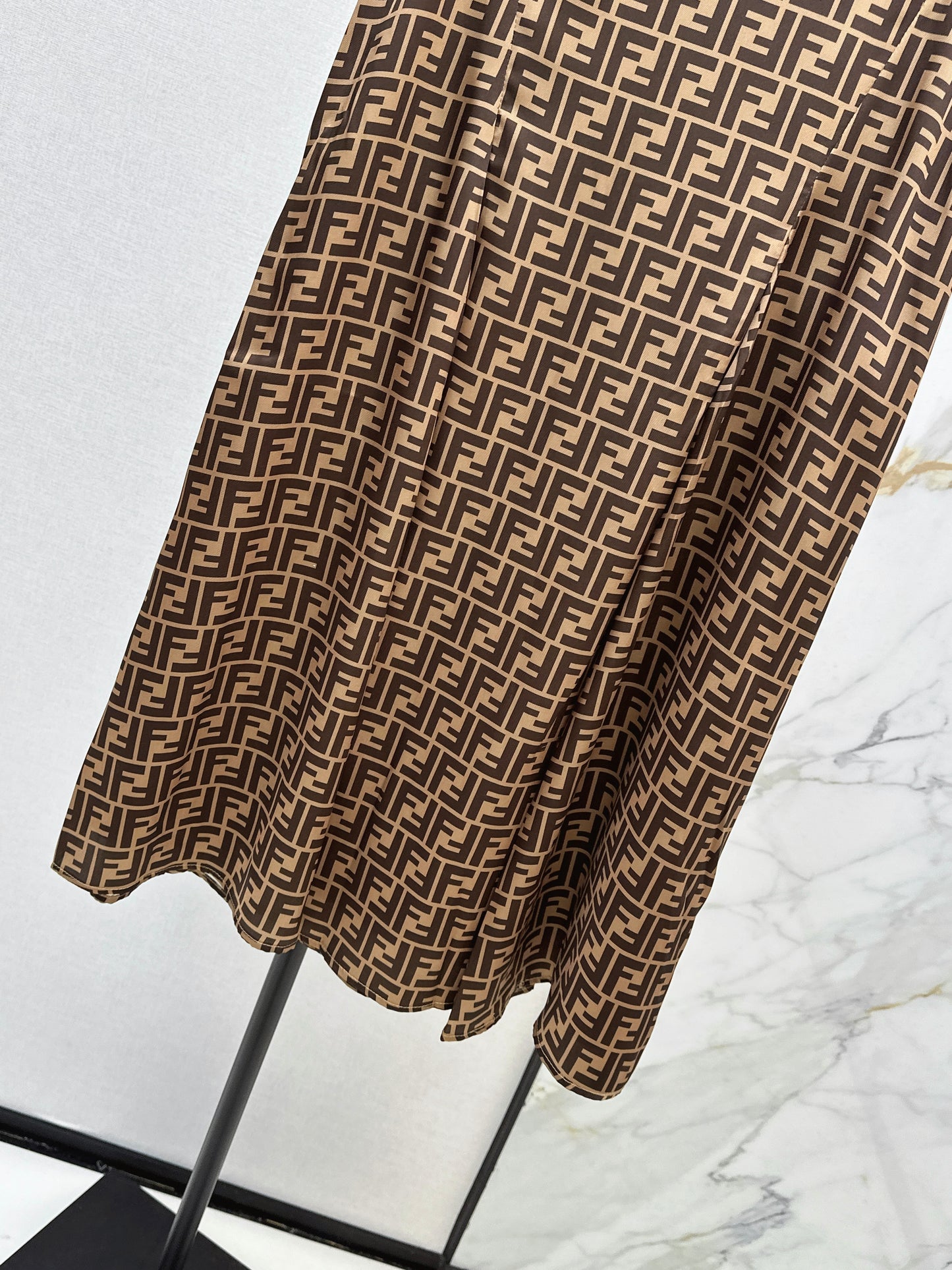 High-waisted skirt
