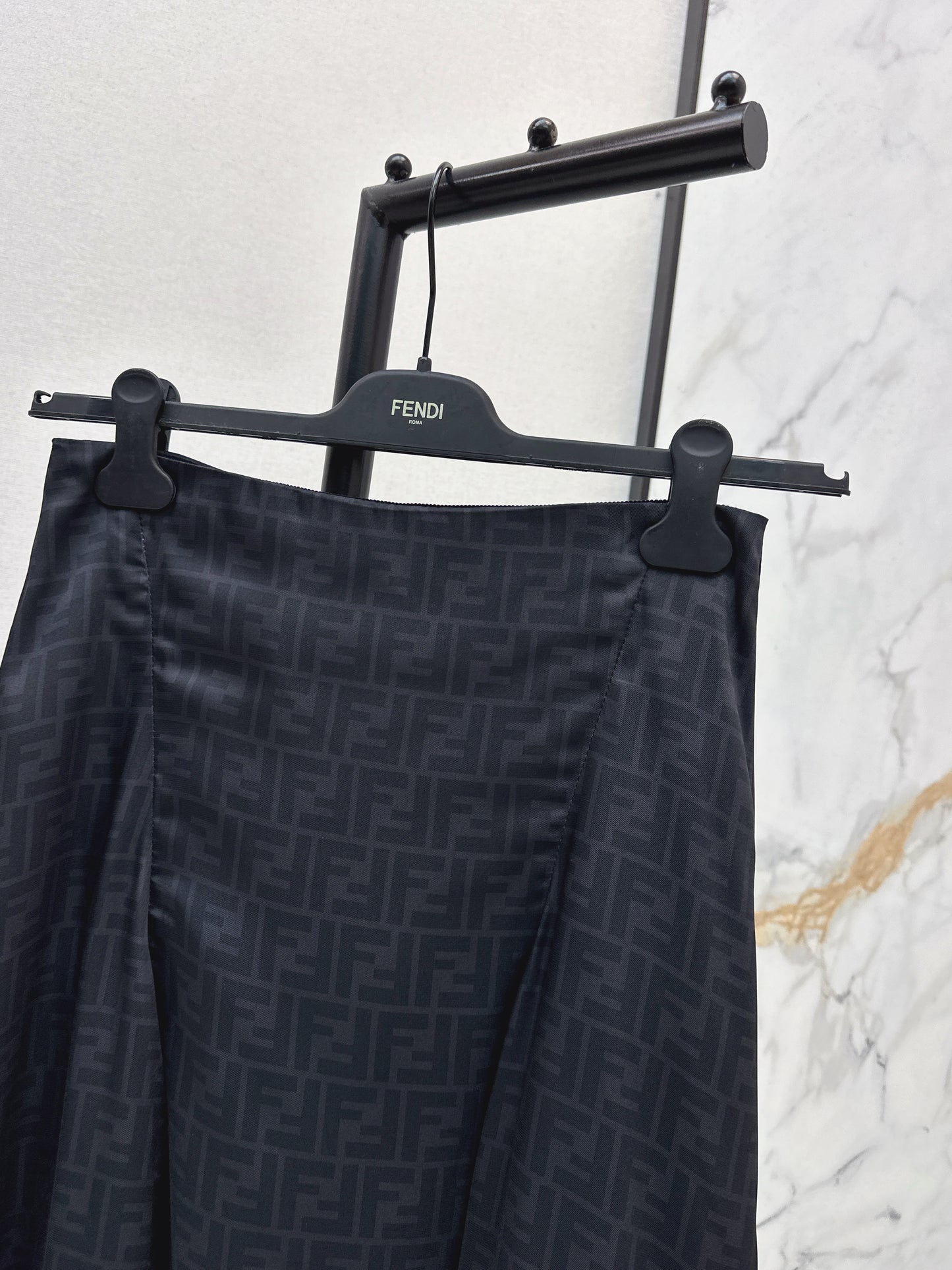 High-waisted skirt