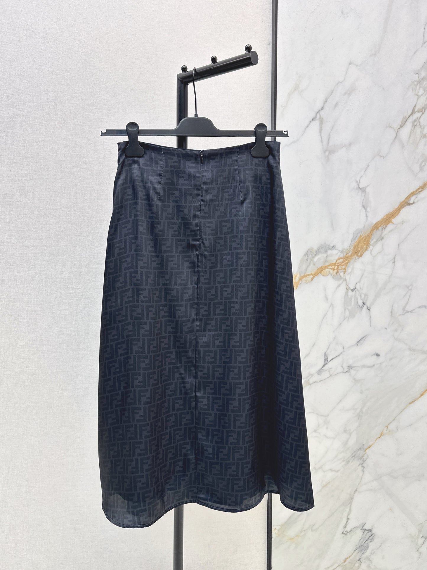 High-waisted skirt