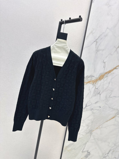 Metal-buttoned wool knit cardigan