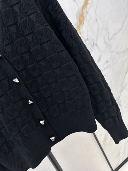 Metal-buttoned wool knit cardigan