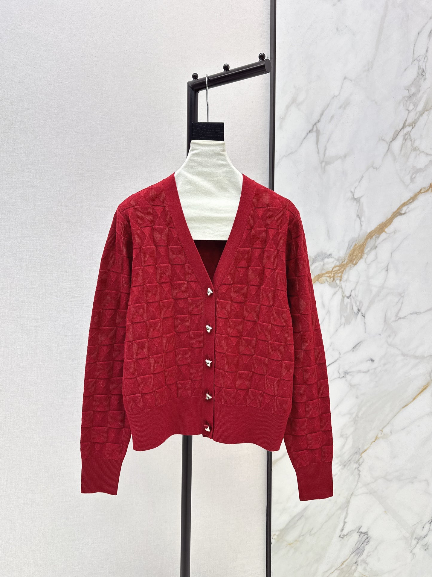 Metal-buttoned wool knit cardigan