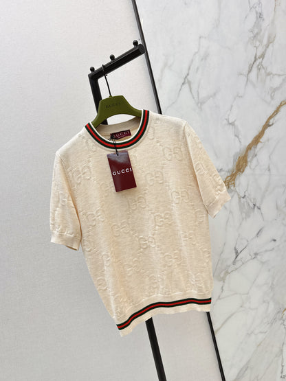 Color-blocked trim T-shirt