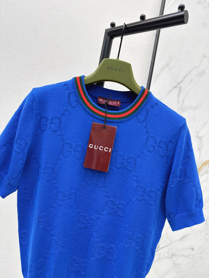 Color-blocked trim T-shirt