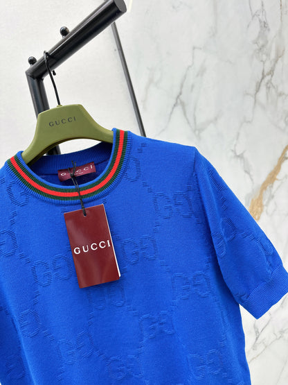 Color-blocked trim T-shirt