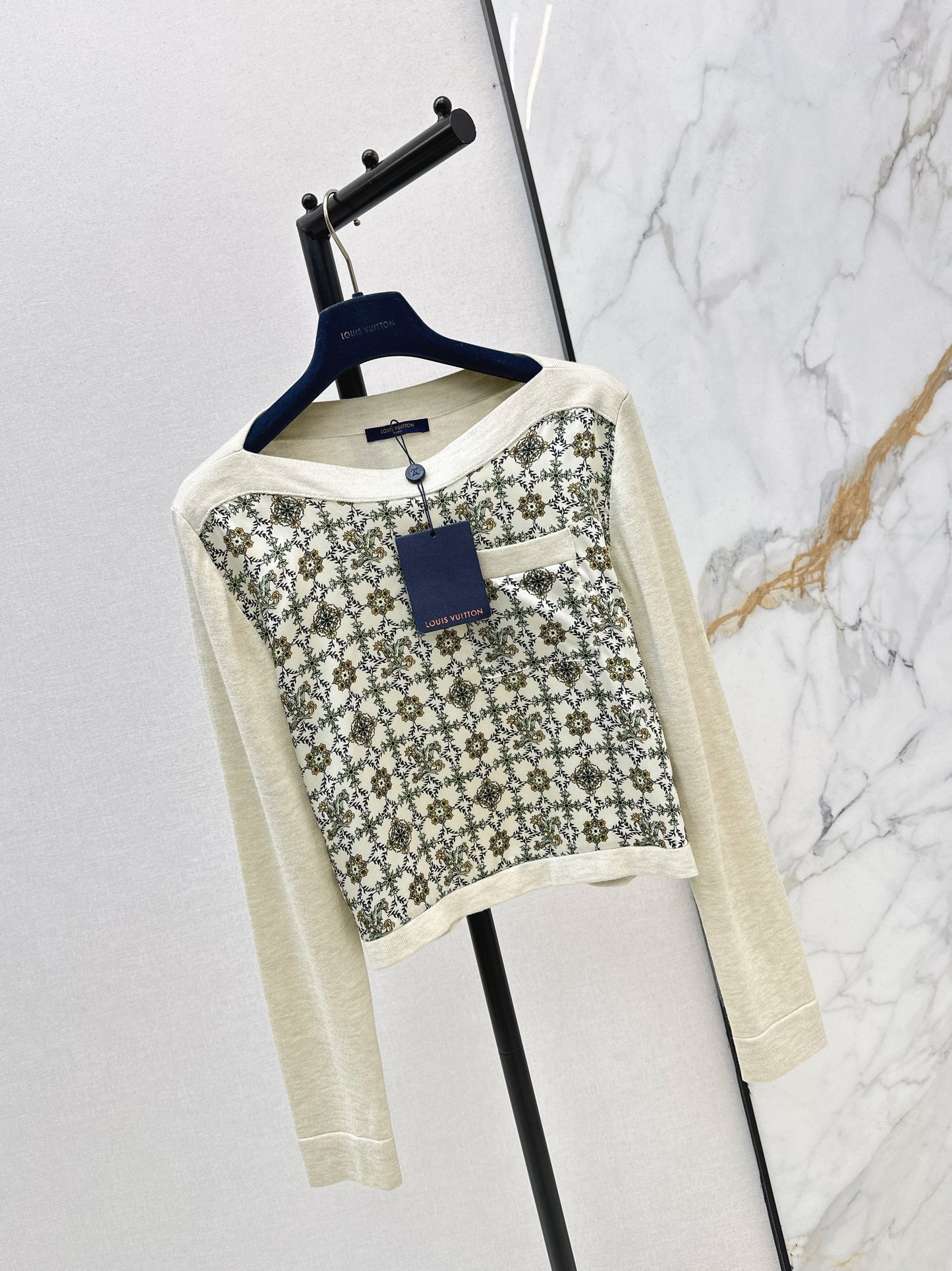 Off-the-shoulder top with patchwork design