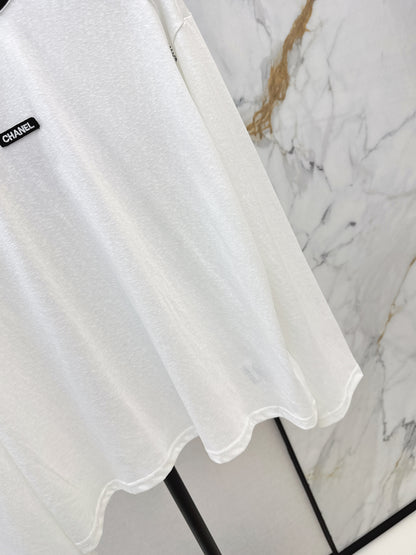 Crew neck long-sleeved top
