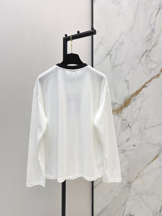 Crew neck long-sleeved top