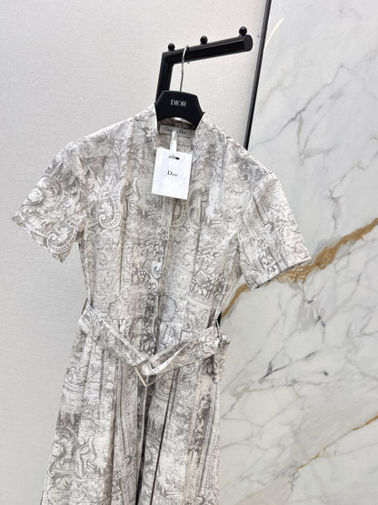 Long stand-up collar dress
