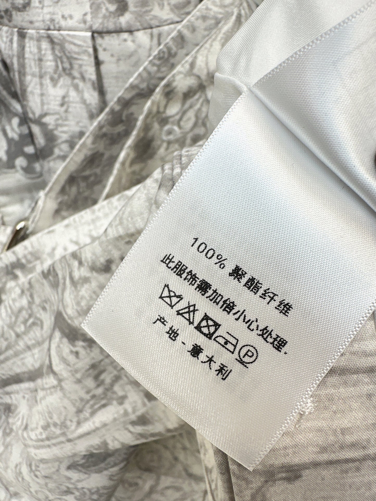 Long stand-up collar dress
