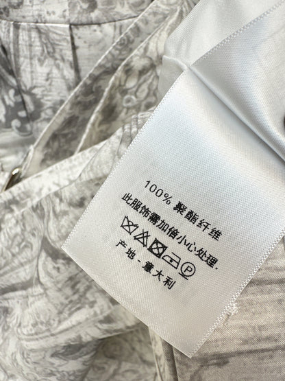 Long stand-up collar dress