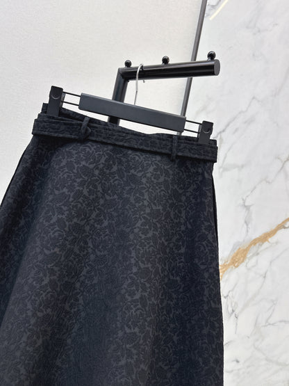 Umbrella-shaped high-waisted midi skirt