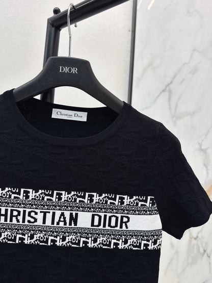 Jacquard Short-Sleeve