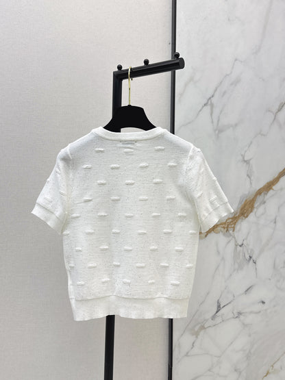 Retro-style knit top