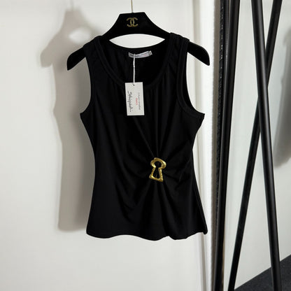 Pleated, slim-fit ribbed vest