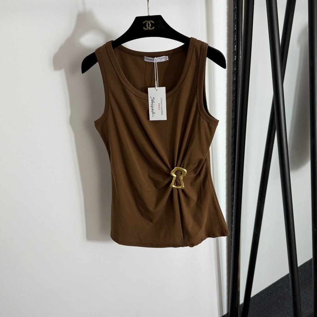 Pleated, slim-fit ribbed vest