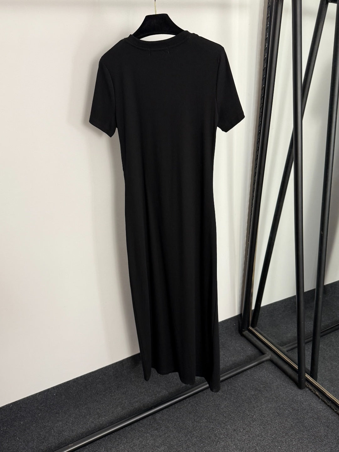 Pleated Waist-cinching Short-Sleeve Dress