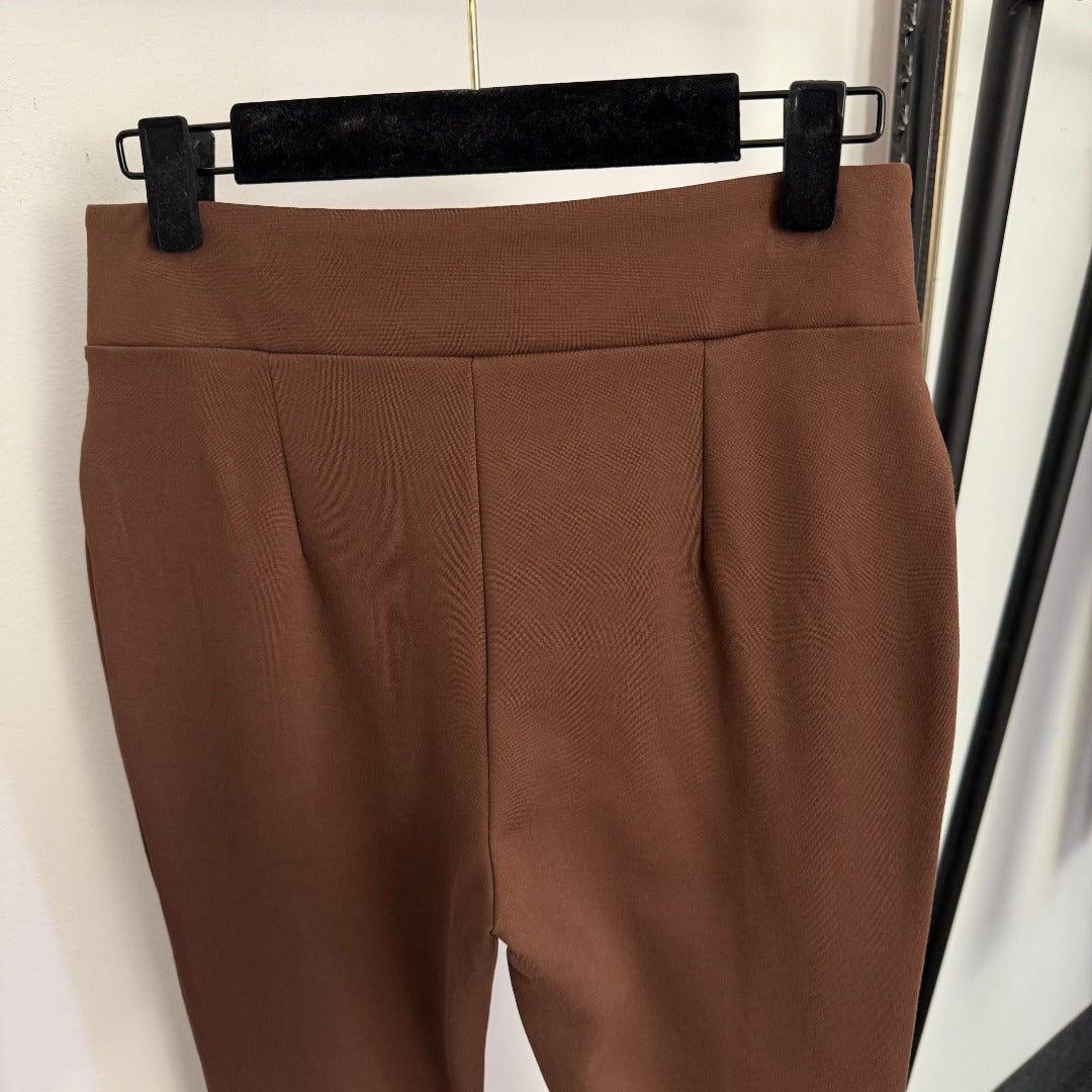 Slim-fitting leggings