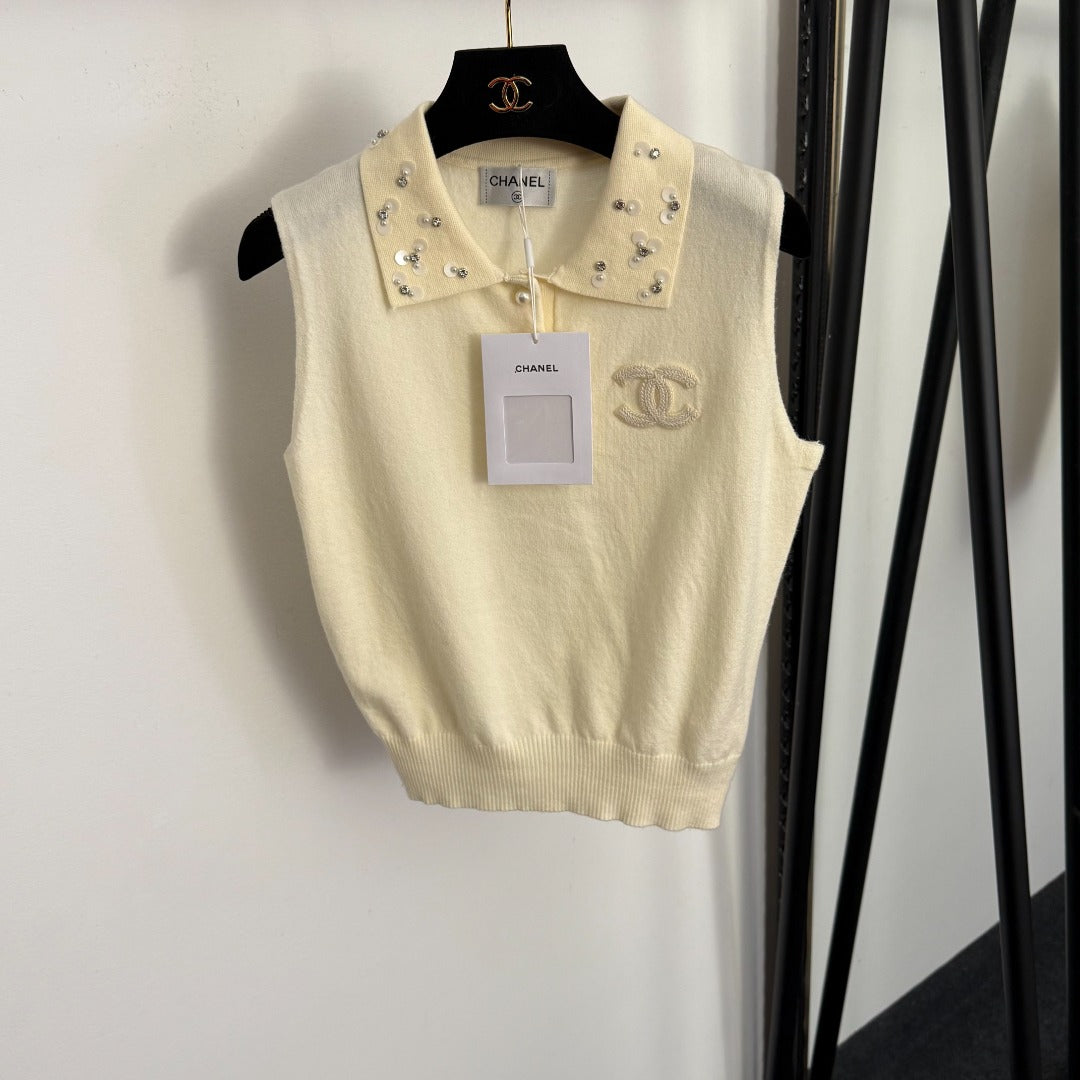 Located Knit Vest