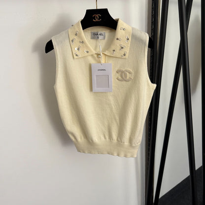 Located Knit Vest