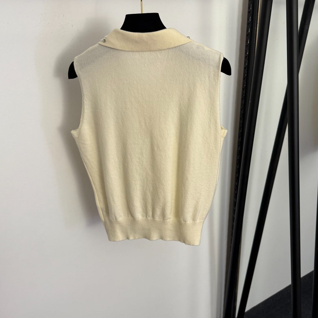 Located Knit Vest