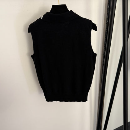 Located Knit Vest