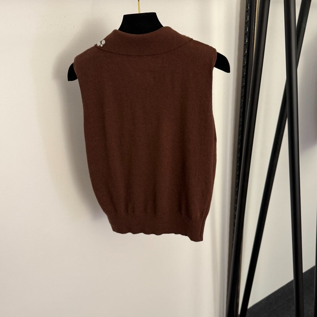 Located Knit Vest