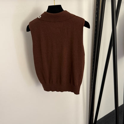 Located Knit Vest
