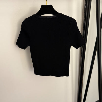 Slim fit short-sleeved top