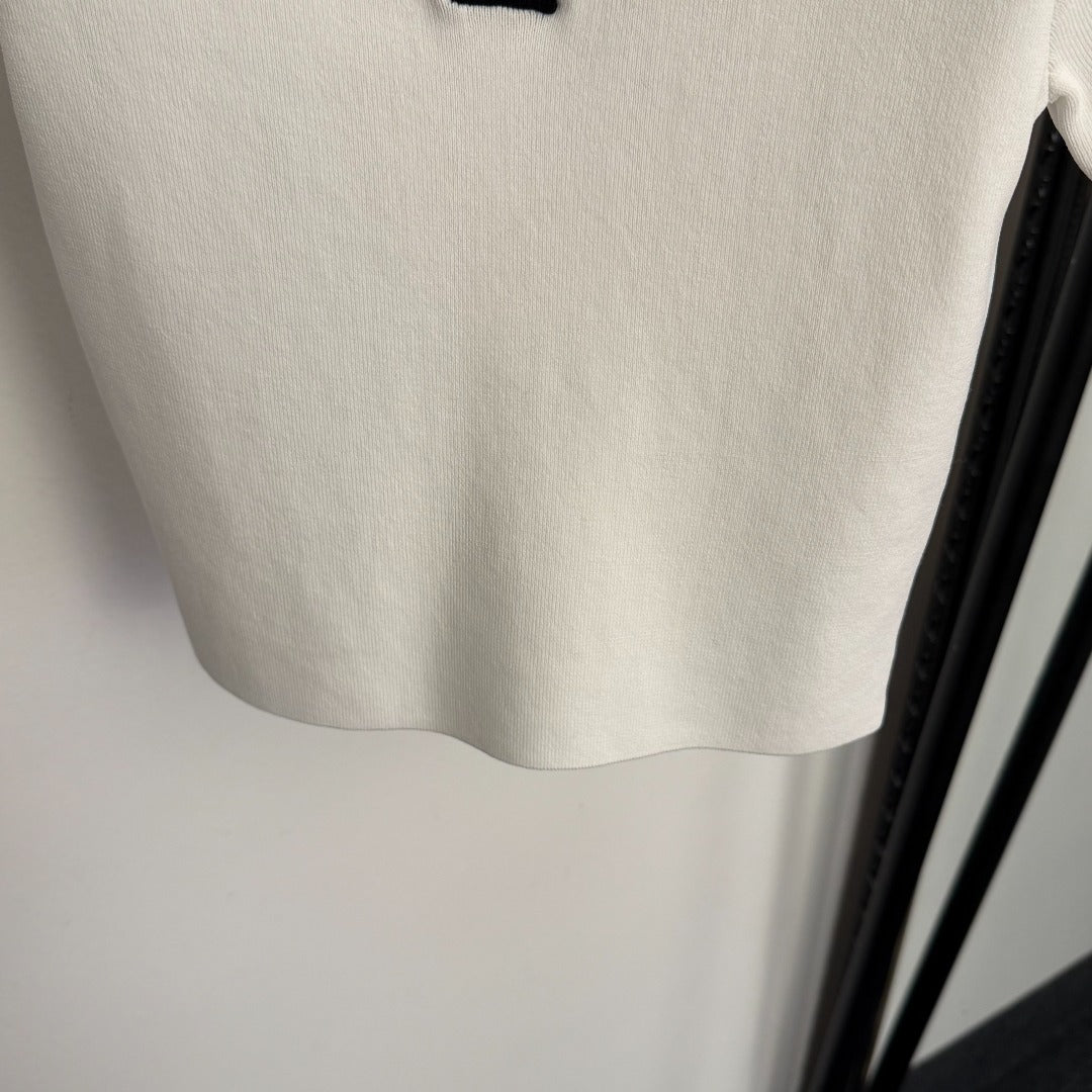 Polo collar short-sleeved top