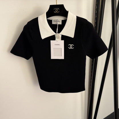 Polo collar short-sleeved top