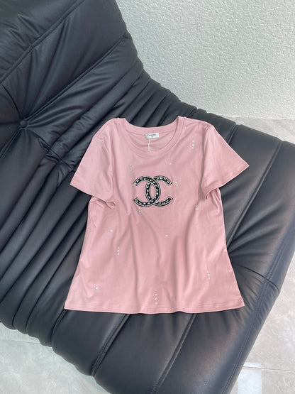 Hand-beaded, heavy-duty T-shirt