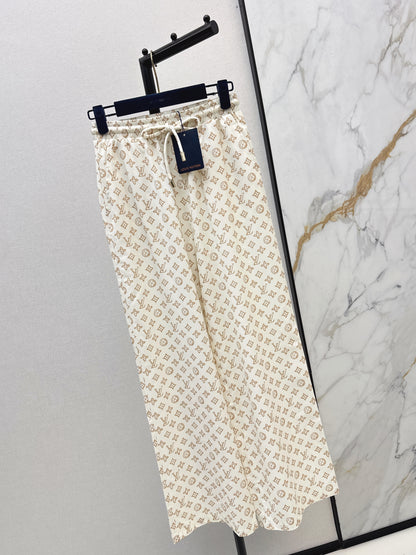 Elastic waist straight-leg pants