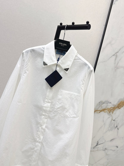 Triangle logo loose-fitting shirt