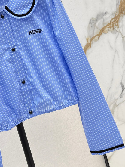 Short-sleeved collared shirt