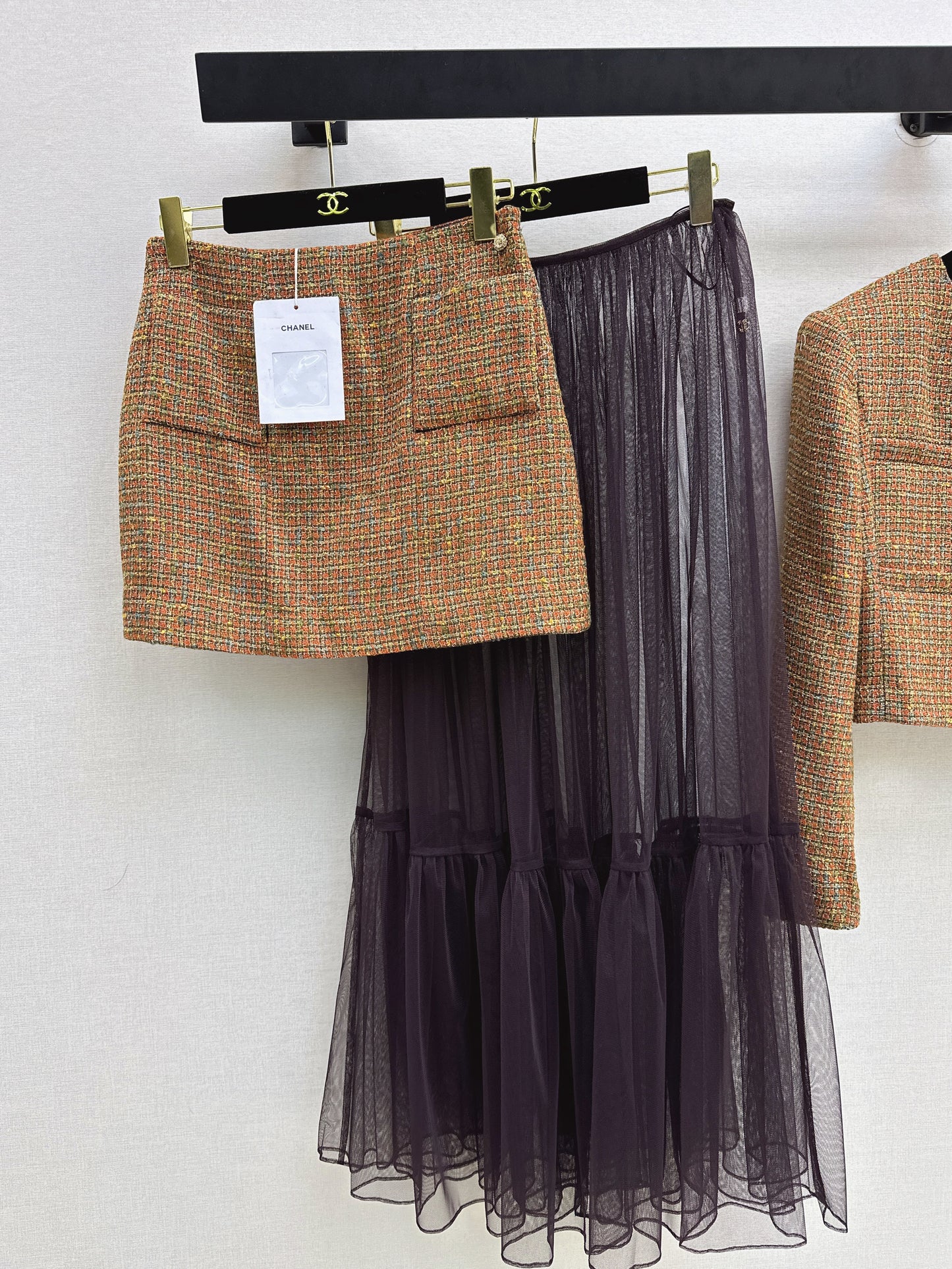 Two-piece set: woven midi skirt + mesh maxi skirt
