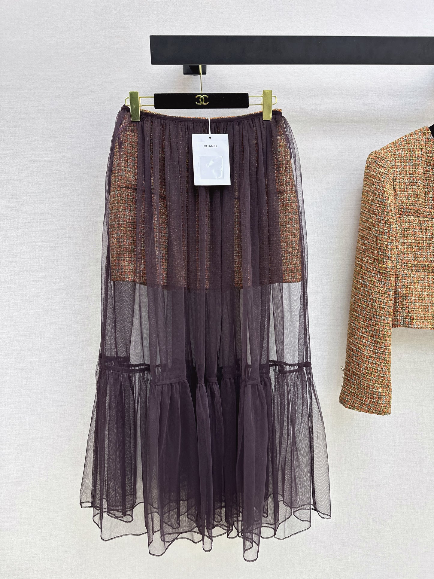 Two-piece set: woven midi skirt + mesh maxi skirt