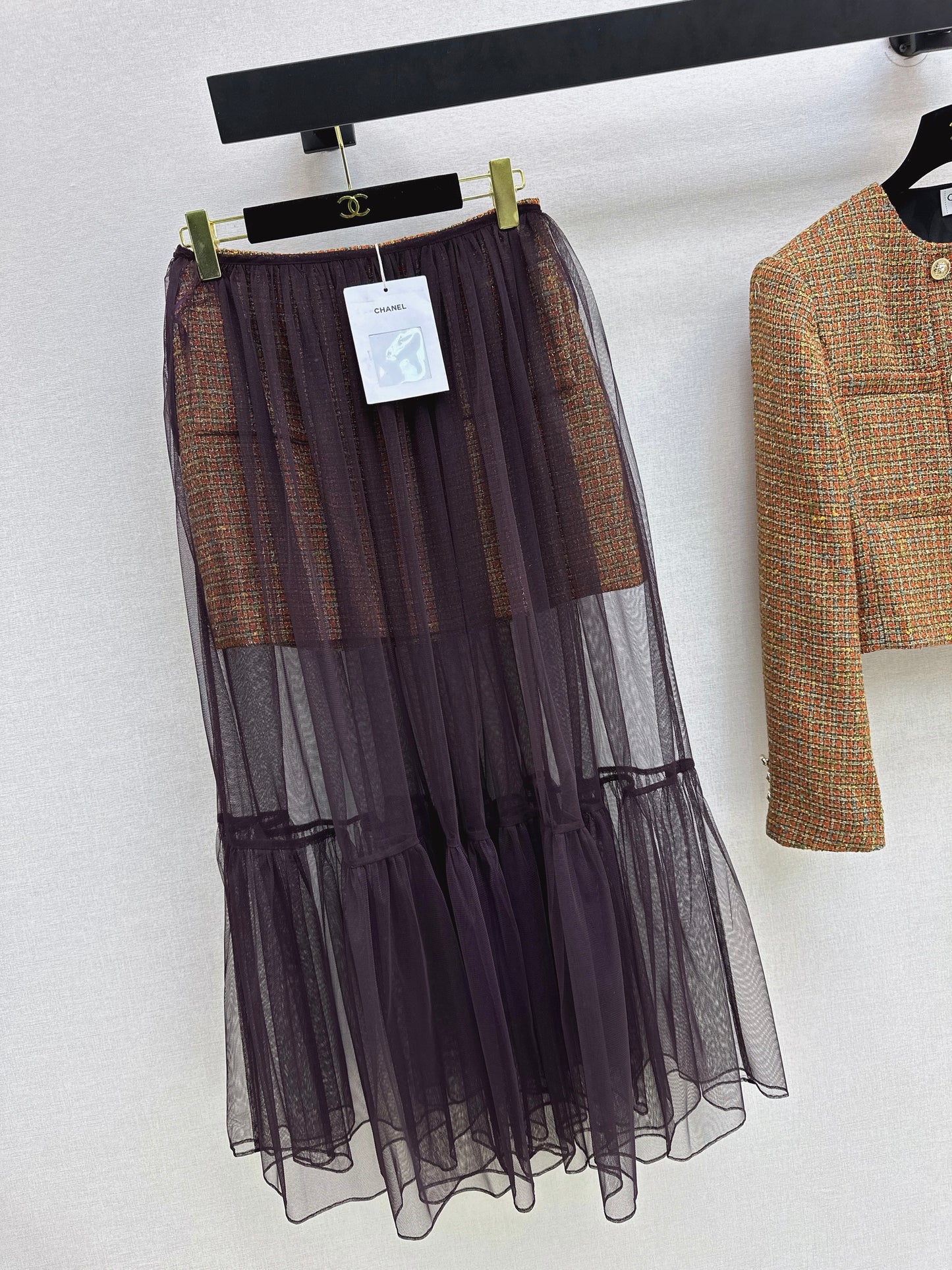 Two-piece set: woven midi skirt + mesh maxi skirt