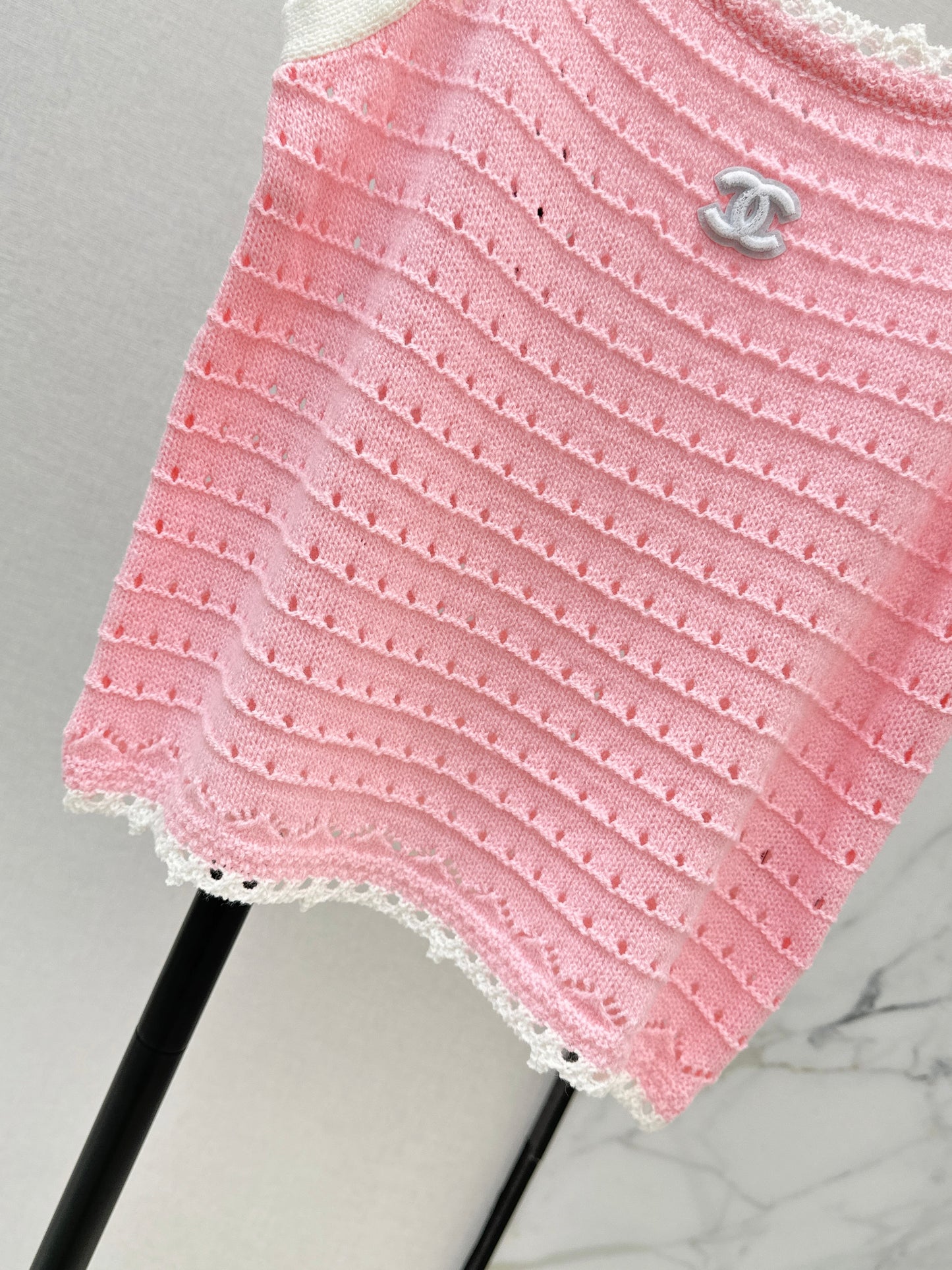 Color-blocked camisole