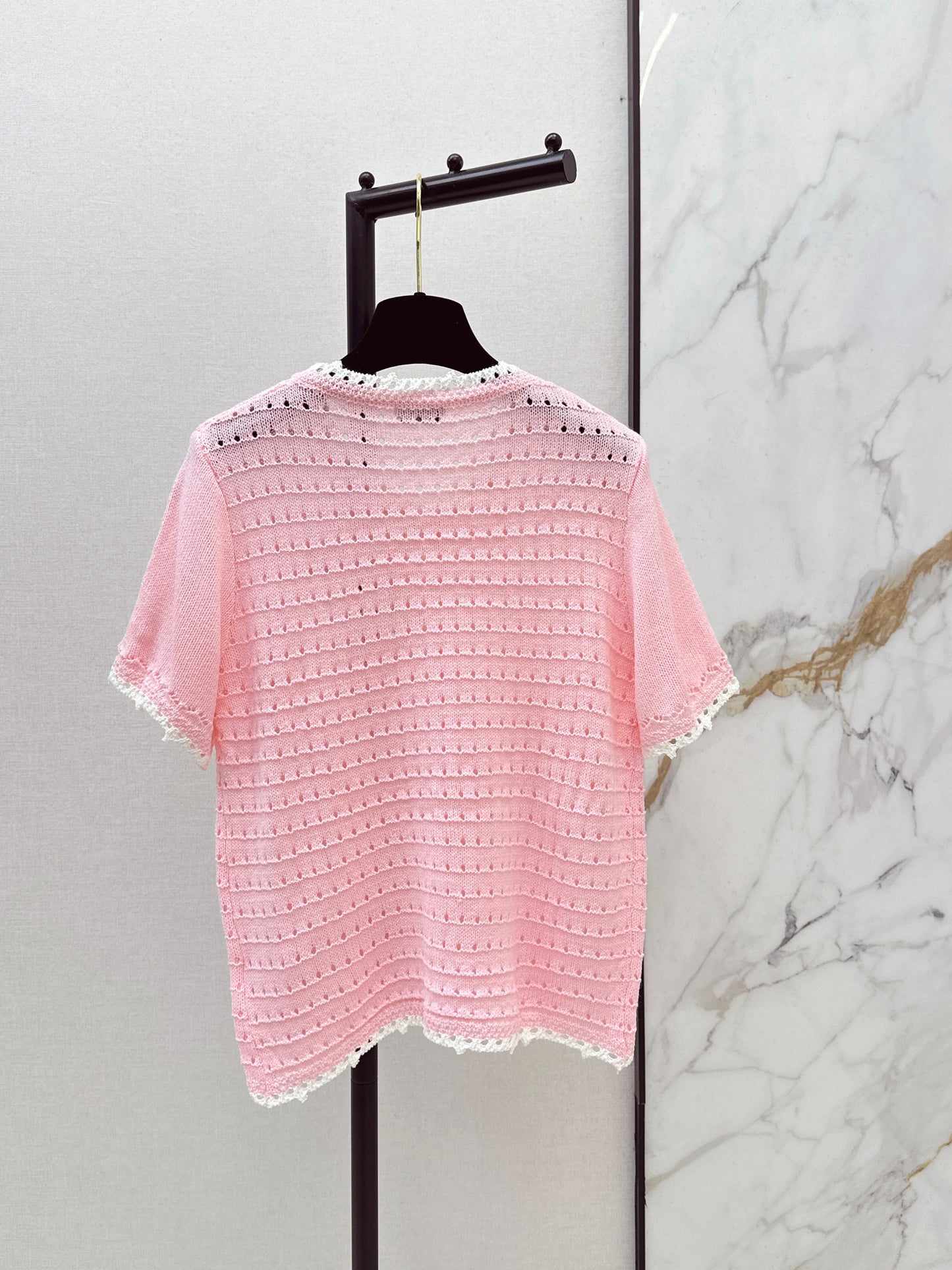 Color-blocked T-shirt