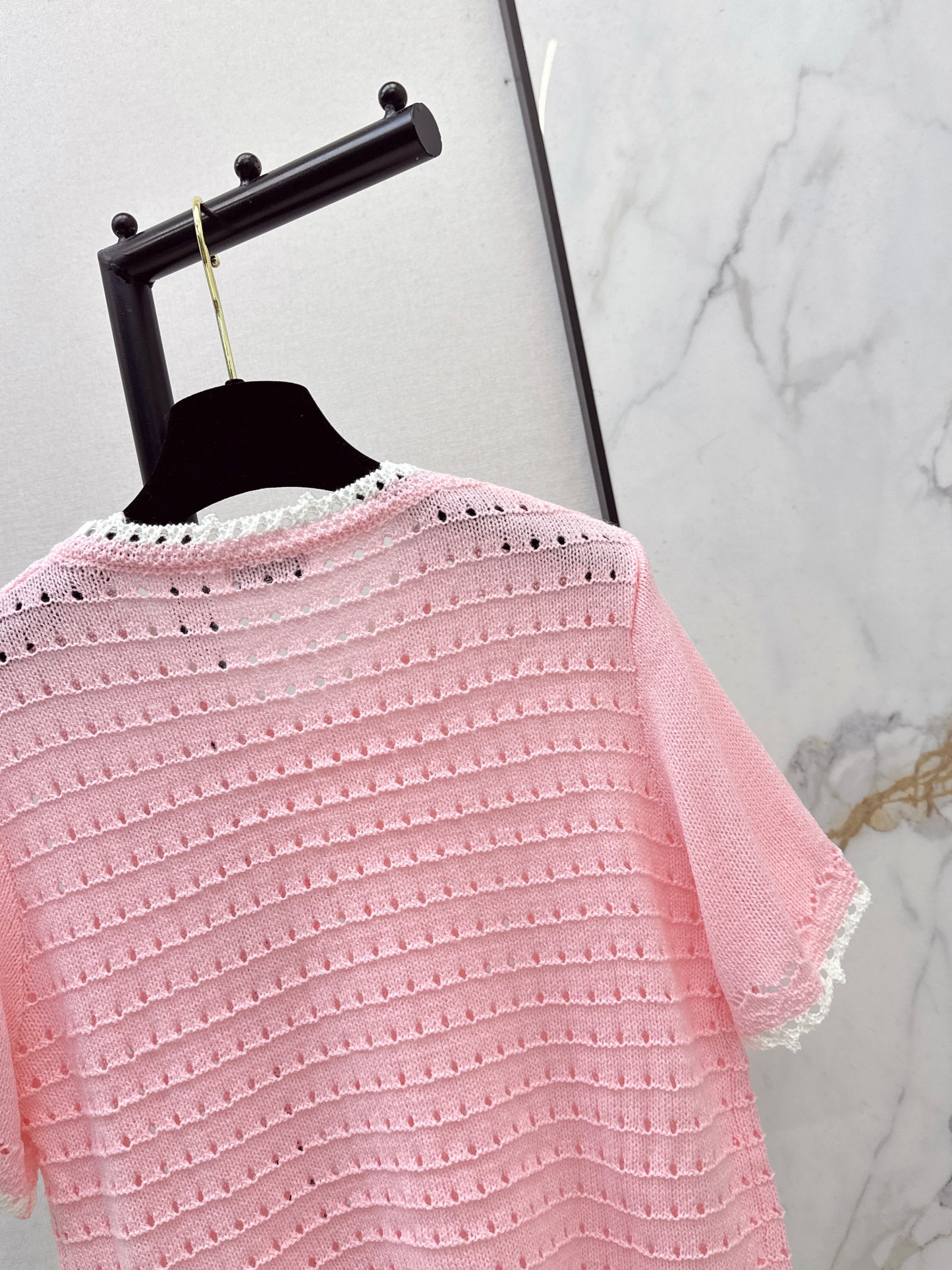 Color-blocked T-shirt