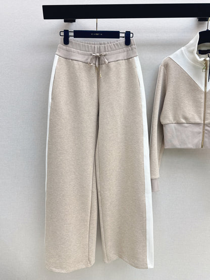 Color-blocked matching set
