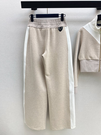 Color-blocked matching set