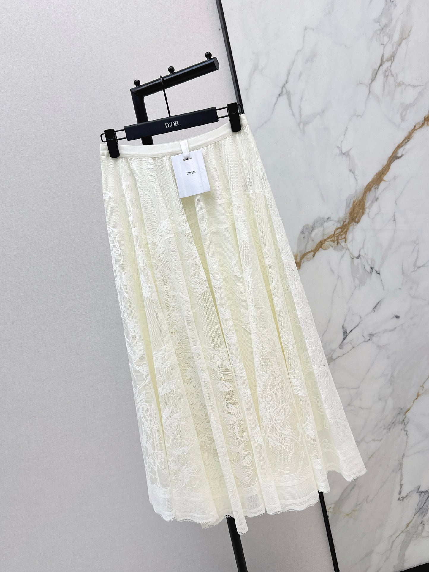 High-waisted lace midi skirt