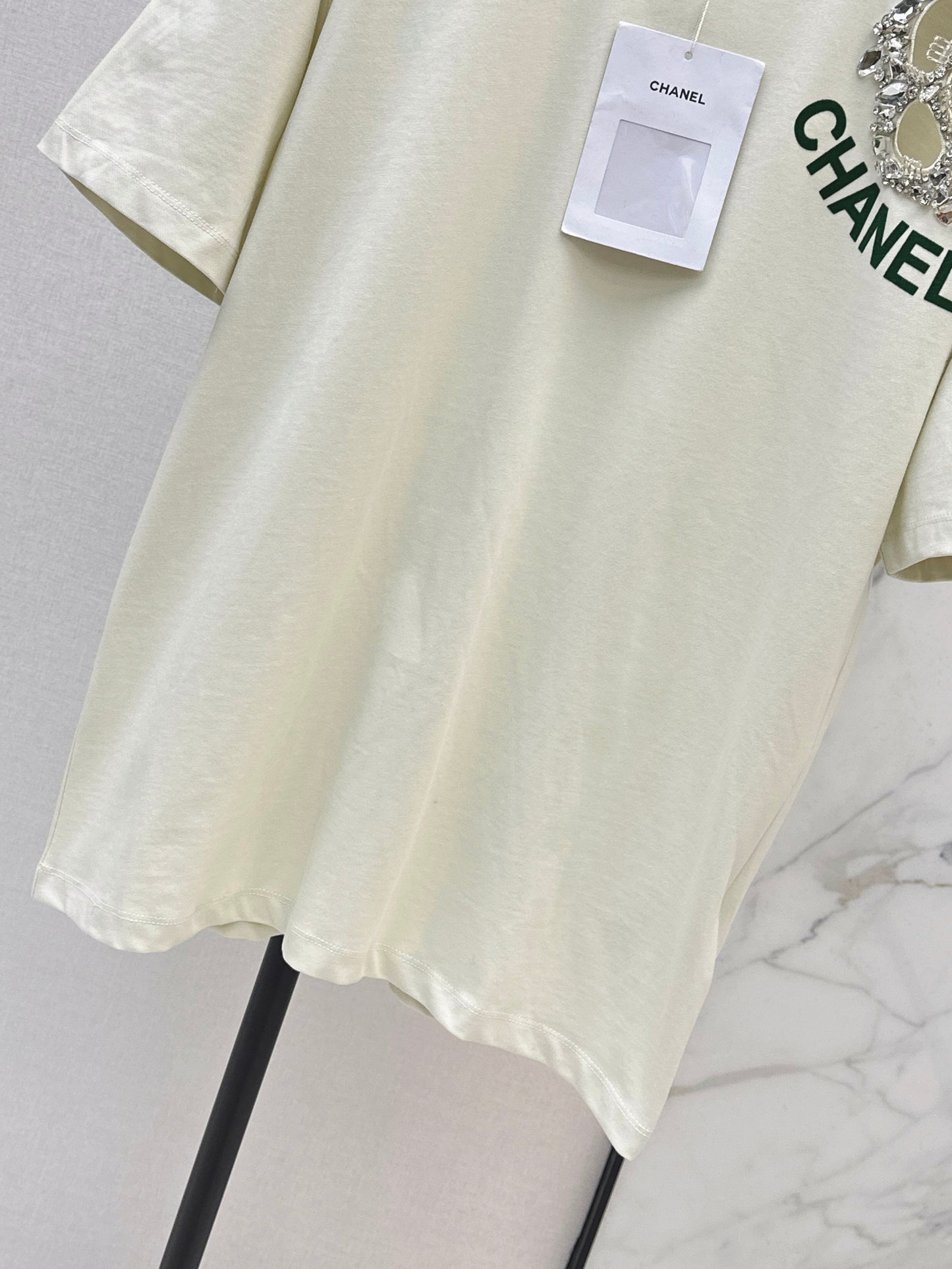 Floral Rhinestone Pattern T-shirt
