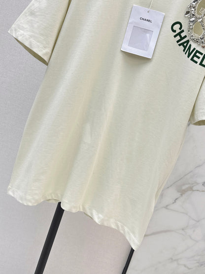 Floral Rhinestone Pattern T-shirt