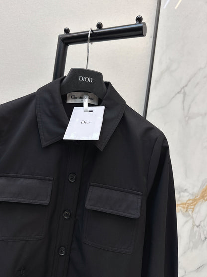 Waist-cinching trench coat