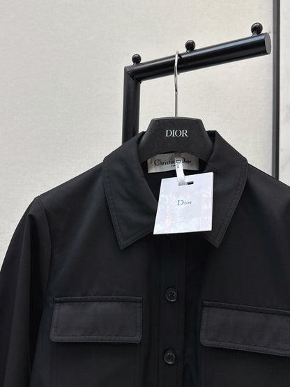 Waist-cinching trench coat
