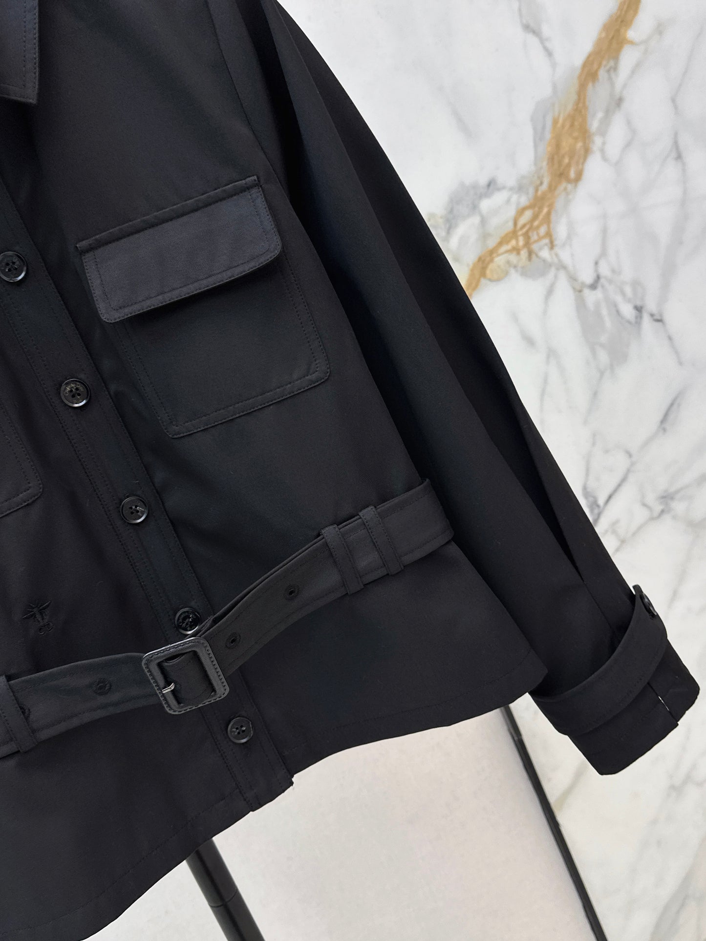 Waist-cinching trench coat