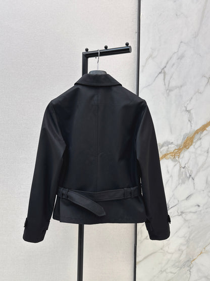 Waist-cinching trench coat